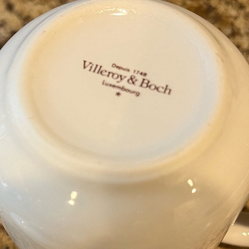 Villeroy & Boch Luxembourg Creamer and Sugar Dish. Depuis Pattern #1748 - Picture 8 of 11